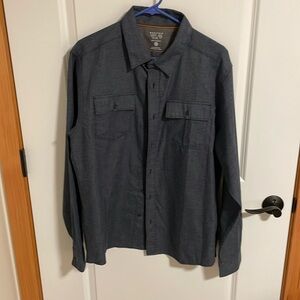 Chambray Workwear Button-up Shirt